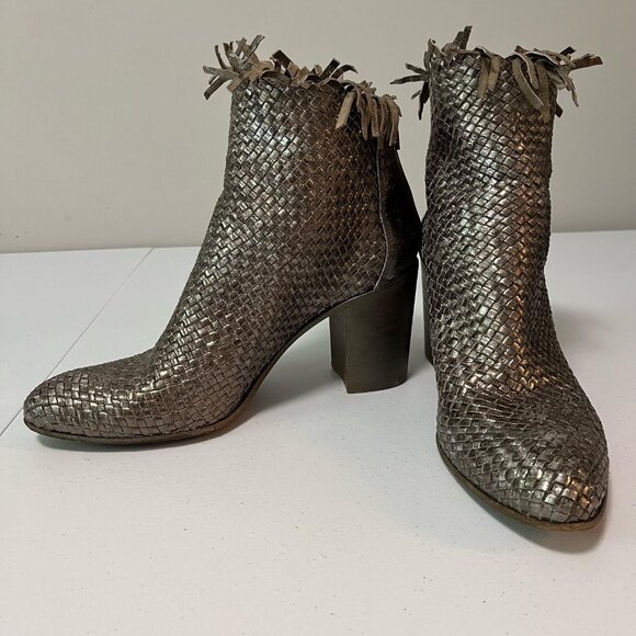 Strategia Womens Woven Leather Fringe Metallic Ankle Boots Size 39 (US 9) - Picture 9 of 12
